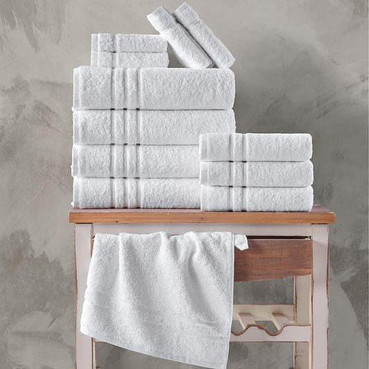 Bath Towels Set of 4 - 100% Turkish Cotton, Lightweight, Soft, Quickdry, Super Absorbent, 600 GSM, White, Low Lint Luxury Bathroom Towels, Large, Fluffy, Plush, Eco-Friendly Hotel Quality